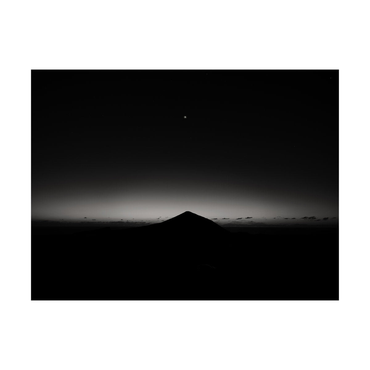 OSCAR MULERO - THE STRANGER
